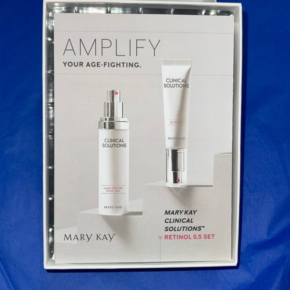 🌟😍🔥 MARY KAY CLINICAL SOLUTIONS RETINOL 0.5 SET - Picture 2 of 5